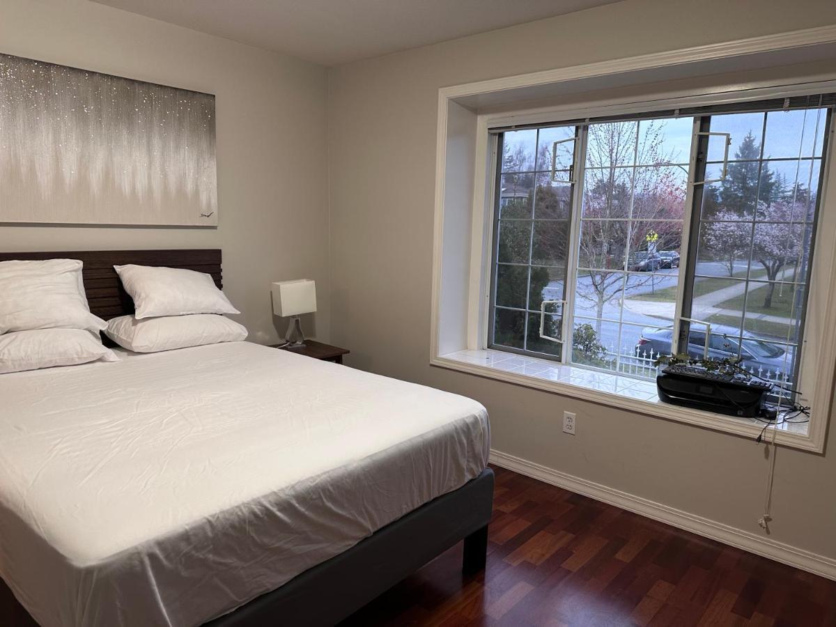 C And D Cozy Bedroom Vancouver Kültér fotó